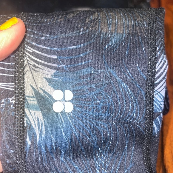 Sweaty Betty reversible run tights. XS - Picture 2 of 4